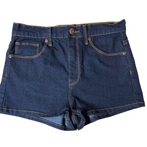 FOREVER 21 Woman’s Dark Wash Denim Shorts Size 27